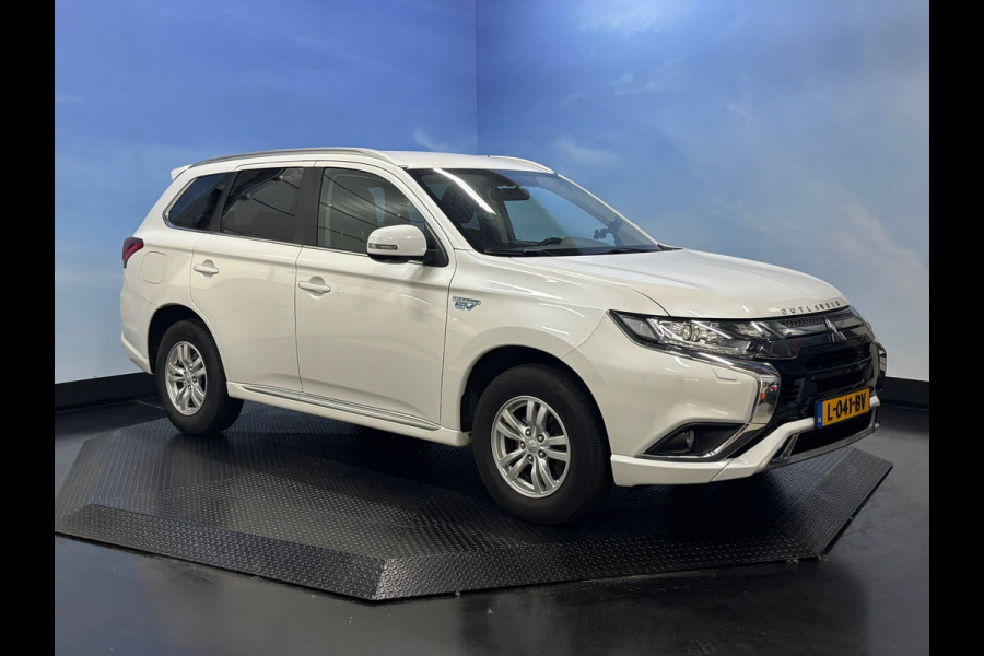 Mitsubishi Outlander 2.4 PHEV Pure Clima | Cruise | Camera | Trekhaak