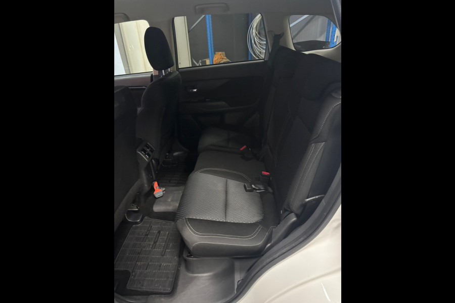 Mitsubishi Outlander 2.4 PHEV Pure Clima | Cruise | Camera | Trekhaak