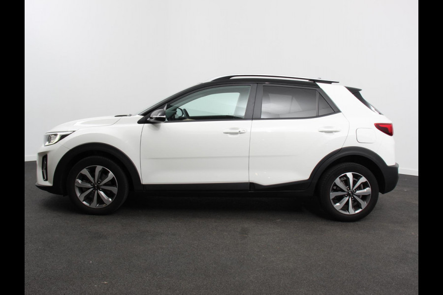 Kia Stonic 1.0 T-GDi MHEV DynamicPlusLine Climate Control Cruise control Dakrails Electrische bedienbare ramen Lichtmetalen velgen Navigatiesysteem Parkeersensoren Camera
