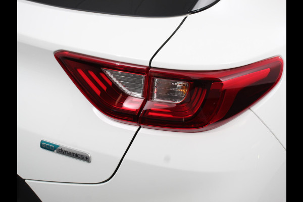 Kia Stonic 1.0 T-GDi MHEV DynamicPlusLine Climate Control Cruise control Dakrails Electrische bedienbare ramen Lichtmetalen velgen Navigatiesysteem Parkeersensoren Camera