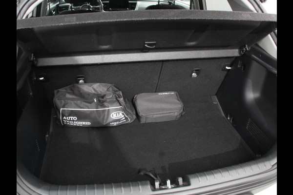 Kia Stonic 1.0 T-GDi MHEV DynamicPlusLine Climate Control Cruise control Dakrails Electrische bedienbare ramen Lichtmetalen velgen Navigatiesysteem Parkeersensoren Camera