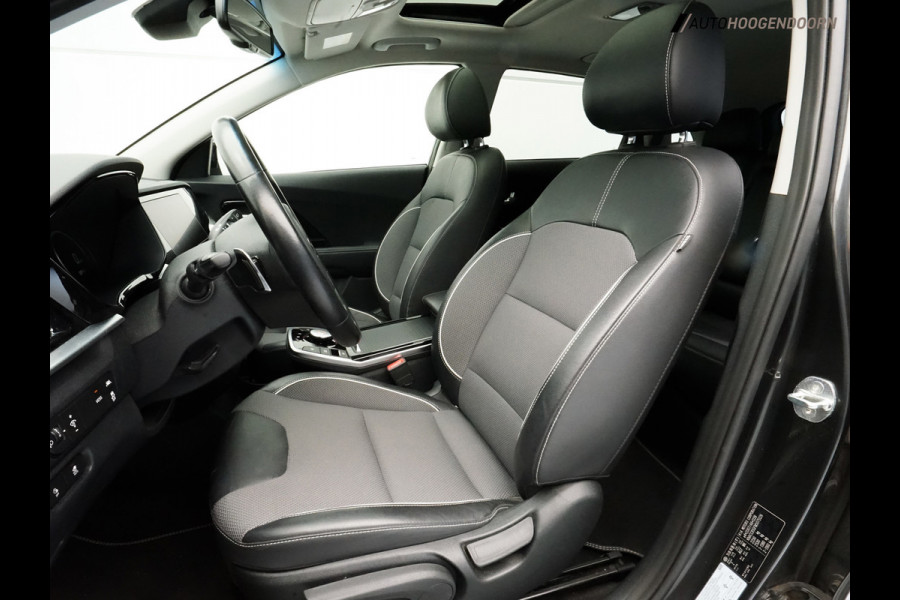 Kia e-Niro DynamicPlusLine 64 kWh (APPLE CARPLAY,PANORAMA-SCHUIFDAK,STOELVERWARMING,KEYLESS,ADAPTIVE CRUISE,CAMERA,TREKHAAK)