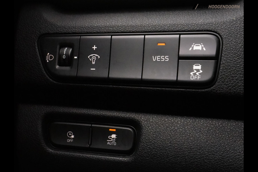 Kia e-Niro DynamicPlusLine 64 kWh (APPLE CARPLAY,PANORAMA-SCHUIFDAK,STOELVERWARMING,KEYLESS,ADAPTIVE CRUISE,CAMERA,TREKHAAK)