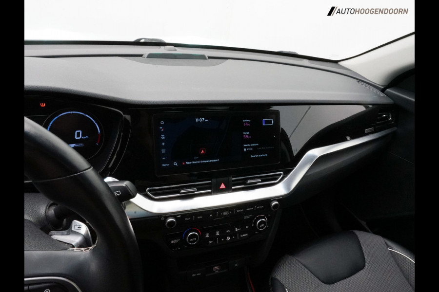 Kia e-Niro DynamicPlusLine 64 kWh (APPLE CARPLAY,PANORAMA-SCHUIFDAK,STOELVERWARMING,KEYLESS,ADAPTIVE CRUISE,CAMERA,TREKHAAK)