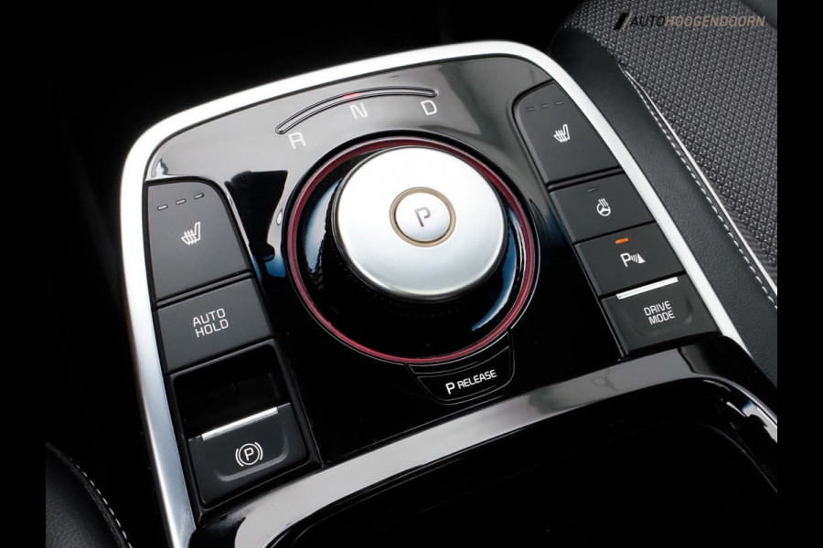 Kia e-Niro DynamicPlusLine 64 kWh (APPLE CARPLAY,PANORAMA-SCHUIFDAK,STOELVERWARMING,KEYLESS,ADAPTIVE CRUISE,CAMERA,TREKHAAK)