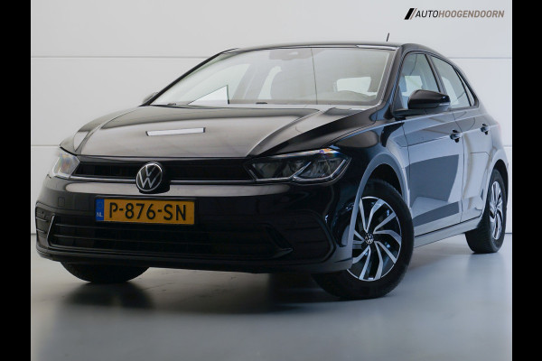 Volkswagen Polo 1.0 TSI Life Sport (APPLE CARPLAY,LED VERLICHTING,SPORTSTOELEN,DIGITAAL DISPLAY,AIRCO,ADAPTIVE CRUISE,LM-VELGEN)