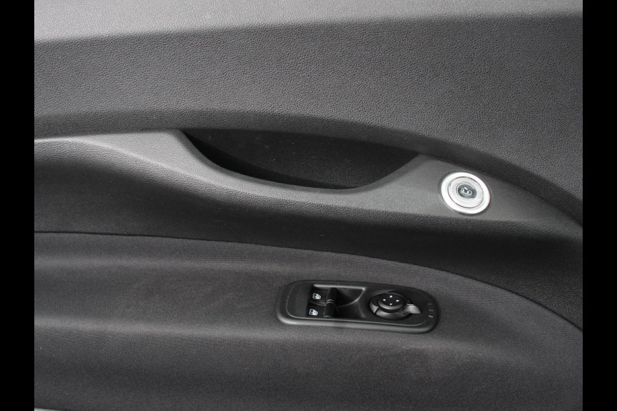 Fiat 500 Urban 42 kWh Airco Climatronic 360 Camera Stoelverwarming Keyless Wireless CarPlay Dodehoek Assistant 85 kW Charger Actieradius 320km WLTP
