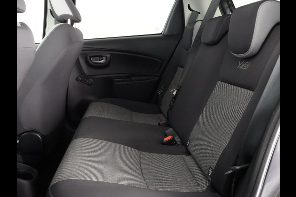 Toyota Yaris 1.5 Hybrid Y20 | Camera | Privacy Glass | Climate Control | Lichtmetalen velgen |
