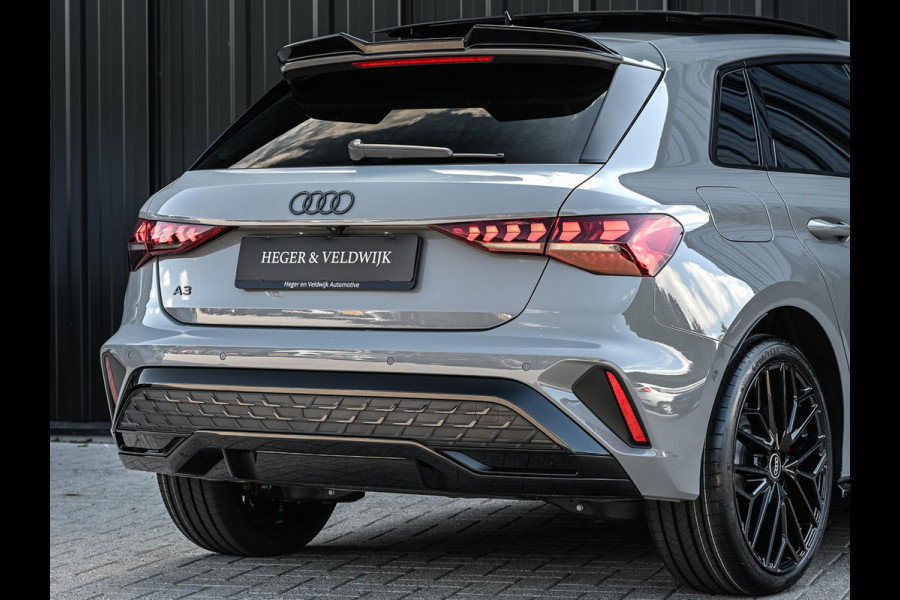 Audi A3 Sportback 45 TFSI e S edition Competition | Nardo Grey | Panoramadak | 5 jr garantie | Ambiance interieur | Sonos Sound | Active Cruise | S-Seats + Memory | Head-Up | Camera | Stoelverwarming | Keyless |