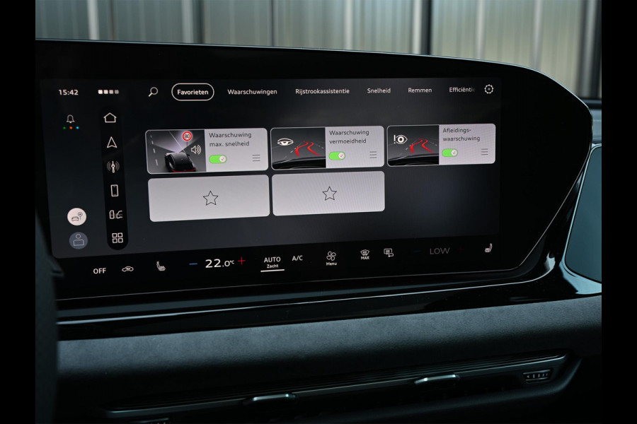 Audi A6 Avant 2.0 e-hybrid quattro S edition Competition | Panoramadak | B&O | Achterasbesturing | Ambiance Interieur | 360 Camera | Trekhaak | Memory-Seats | Stoelverwarming | Passagiers Display | Active Cruise |