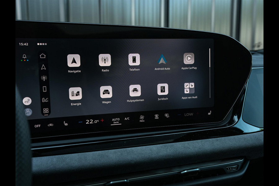 Audi A6 Avant 2.0 e-hybrid quattro S edition Competition | Panoramadak | B&O | Achterasbesturing | Ambiance Interieur | 360 Camera | Trekhaak | Memory-Seats | Stoelverwarming | Passagiers Display | Active Cruise |