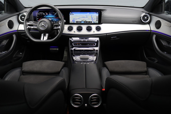 Mercedes-Benz E-Klasse 220 d AMG Line | Schuifdak | Dodehoekassistent | Camera | Augmented Reality | Sfeerverlichting | Stoelverwarming | High Perf. LED |
