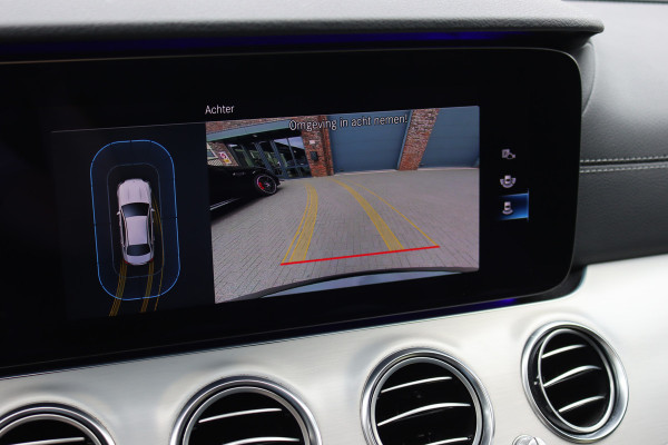 Mercedes-Benz E-Klasse 220 d AMG Line | Schuifdak | Dodehoekassistent | Camera | Augmented Reality | Sfeerverlichting | Stoelverwarming | High Perf. LED |