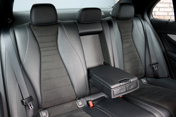 Mercedes-Benz E-Klasse 220 d AMG Line | Schuifdak | Dodehoekassistent | Camera | Augmented Reality | Sfeerverlichting | Stoelverwarming | High Perf. LED |