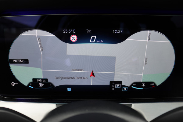 Mercedes-Benz E-Klasse 220 d AMG Line | Schuifdak | Dodehoekassistent | Camera | Augmented Reality | Sfeerverlichting | Stoelverwarming | High Perf. LED |