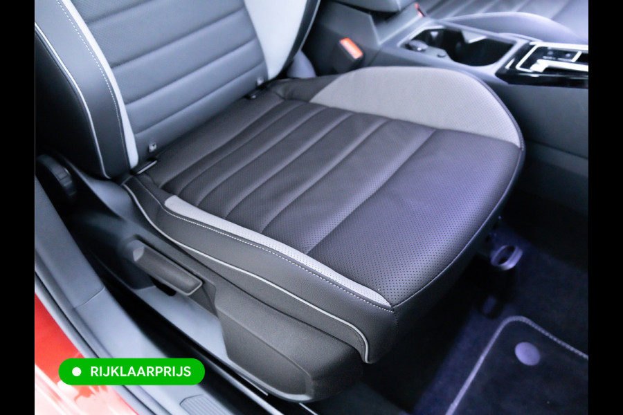 Volkswagen Golf 1.5 eHybrid Style Edition | Camera | Travel assist | Stuur- & stoelverwarm. Stoelventilatie | Elec. verst. best. stoel | Headup, Sfeerverlichting, IQ Led, Lederen bekleding, Incl. winterset op LMV