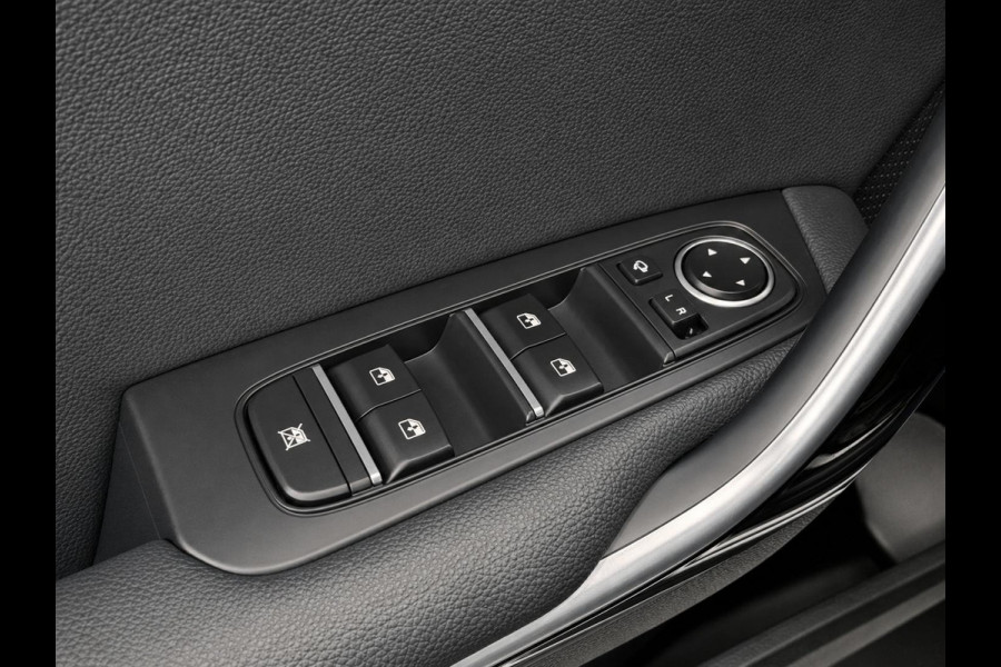 Kia Xceed 1.0 T-GDi DynamicLine Navigatie Apple Carplay Android Auto Camera Parkeersensoren achter Cruise Control Half leder Full Led Climate Control Lichtmetalen velgen