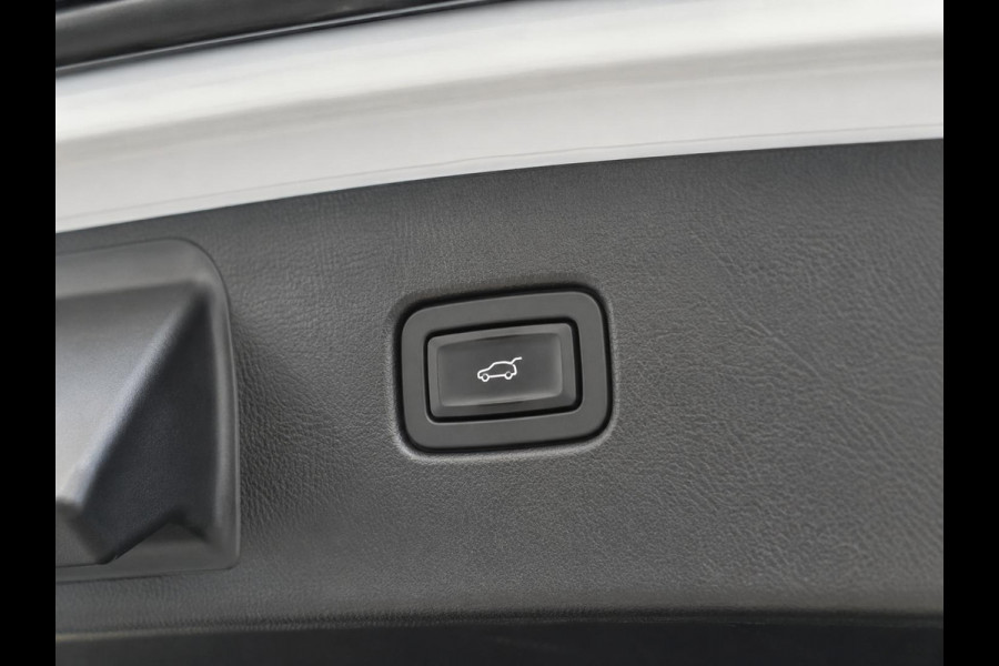 Kia Xceed 1.0 T-GDi DynamicLine Navigatie Apple Carplay Android Auto Camera Parkeersensoren achter Cruise Control Half leder Full Led Climate Control Lichtmetalen velgen