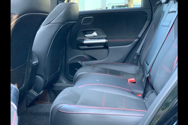Mercedes-Benz B-Klasse 200 B200 Premium Plus AMG PANO BURMEISTER FULL !