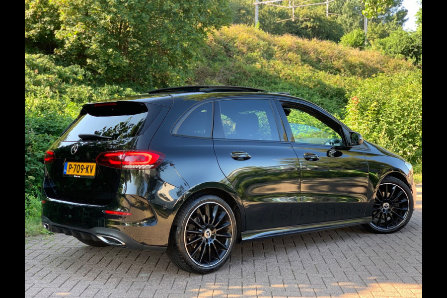 Mercedes-Benz B-Klasse 200 B200 Premium Plus AMG PANO BURMEISTER FULL !