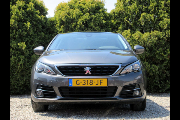 Peugeot 308 1.2 PureTech Exec. * Ecc * Pdc * Pano.dak *