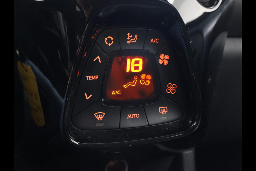 Peugeot 108 1.0 e-VTi ALLURE 5-DEURS + APPLE CARPLAY | CAMERA | LMV | PRIVACY | CLIMATE CONTROL