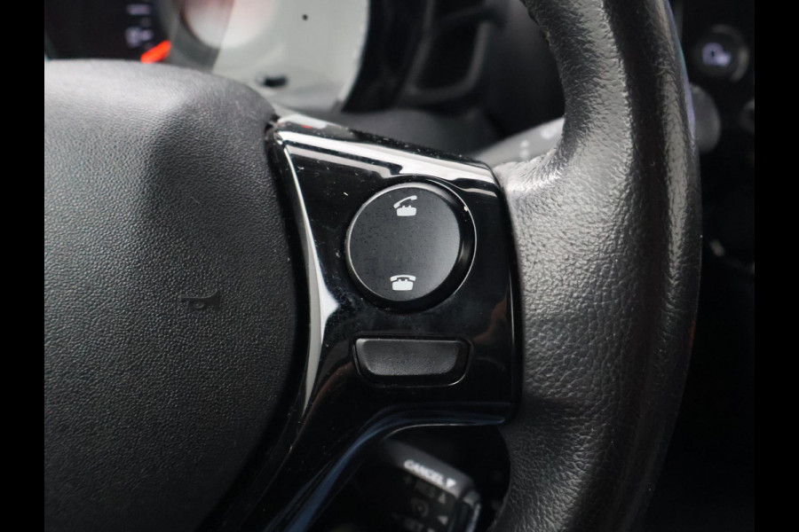Peugeot 108 1.0 e-VTi ALLURE 5-DEURS + APPLE CARPLAY | CAMERA | LMV | PRIVACY | CLIMATE CONTROL