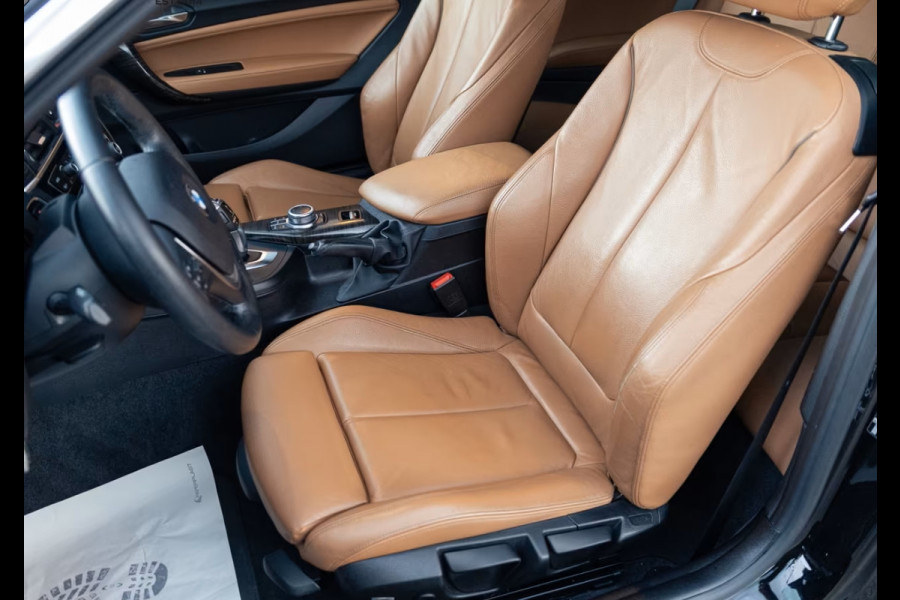BMW 2 Serie Cabrio 220iA EDITION-2 ** LED, COGNAC LEDER, NAVI, CAMERA, 17-inch LMV ** 1e EIG - UNFALLFREI  ** ** INFORMEER OOK NAAR ONZE AANTREKKELIJKE FINANCIAL-LEASE TARIEVEN **