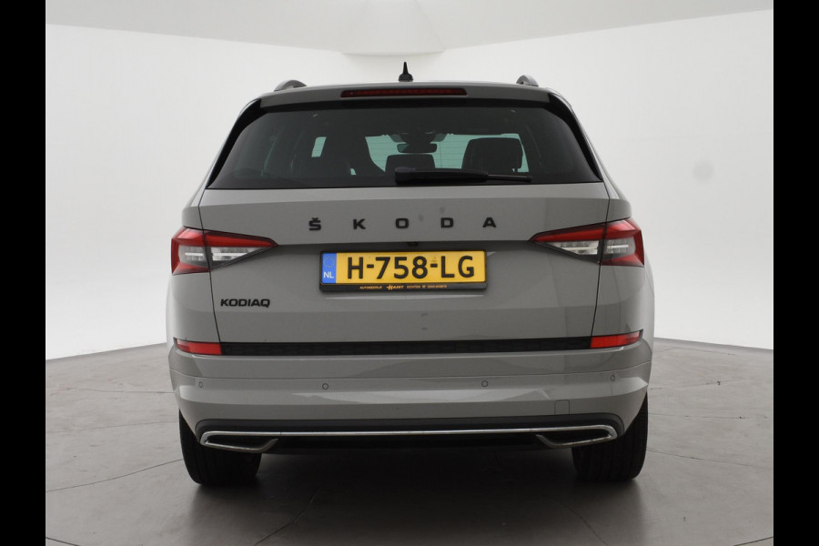 Škoda Kodiaq 1.5 TSI SPORTLINE 7-PERSOONS STEEL GREY + TREKHAAK | PANORAMA | VIRTUAL | STOELVERW. | CANTON
