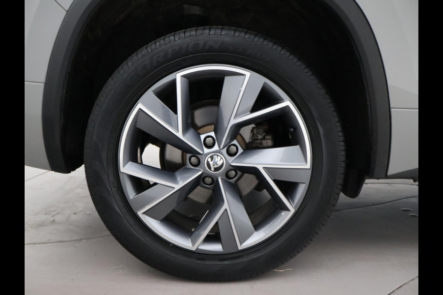 Škoda Kodiaq 1.5 TSI SPORTLINE 7-PERSOONS STEEL GREY + TREKHAAK | PANORAMA | VIRTUAL | STOELVERW. | CANTON