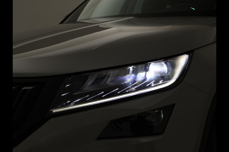 Škoda Kodiaq 1.5 TSI SPORTLINE 7-PERSOONS STEEL GREY + TREKHAAK | PANORAMA | VIRTUAL | STOELVERW. | CANTON