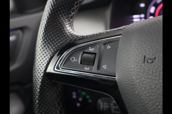 Škoda Kodiaq 1.5 TSI SPORTLINE 7-PERSOONS STEEL GREY + TREKHAAK | PANORAMA | VIRTUAL | STOELVERW. | CANTON