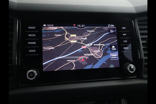 Škoda Kodiaq 1.5 TSI SPORTLINE 7-PERSOONS STEEL GREY + TREKHAAK | PANORAMA | VIRTUAL | STOELVERW. | CANTON