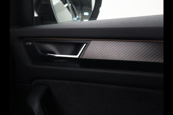 Škoda Kodiaq 1.5 TSI SPORTLINE 7-PERSOONS STEEL GREY + TREKHAAK | PANORAMA | VIRTUAL | STOELVERW. | CANTON