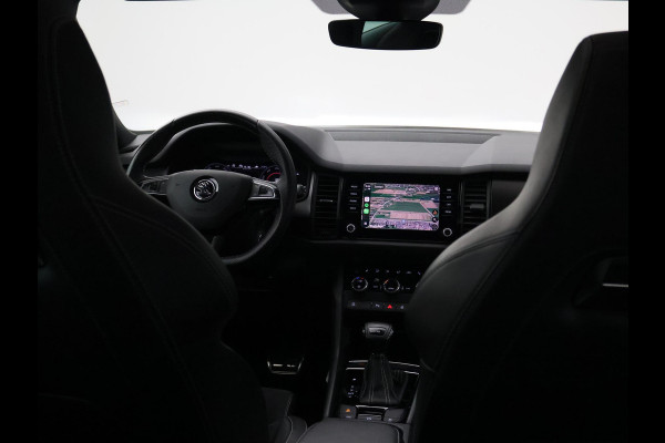 Škoda Kodiaq 1.5 TSI SPORTLINE 7-PERSOONS STEEL GREY + TREKHAAK | PANORAMA | VIRTUAL | STOELVERW. | CANTON