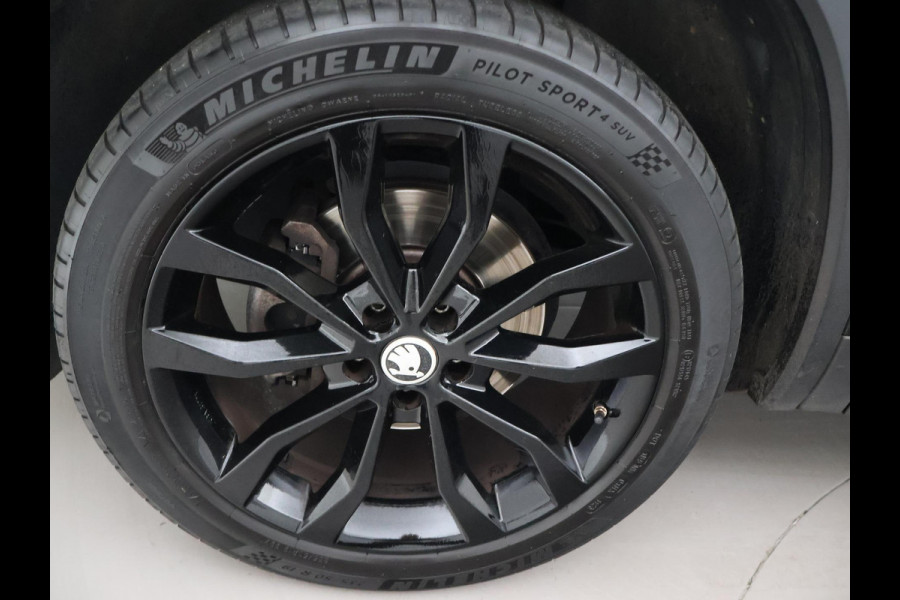 Škoda Kodiaq 1.5 TSI DSG 7-PERS. + TREKHAAK | 360 CAMERA | ALL BLACK | PANORAMA | STOELVERW. V+A