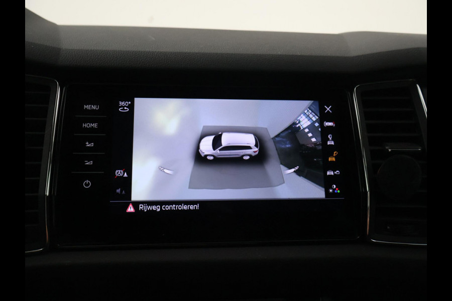 Škoda Kodiaq 1.5 TSI DSG 7-PERS. + TREKHAAK | 360 CAMERA | ALL BLACK | PANORAMA | STOELVERW. V+A