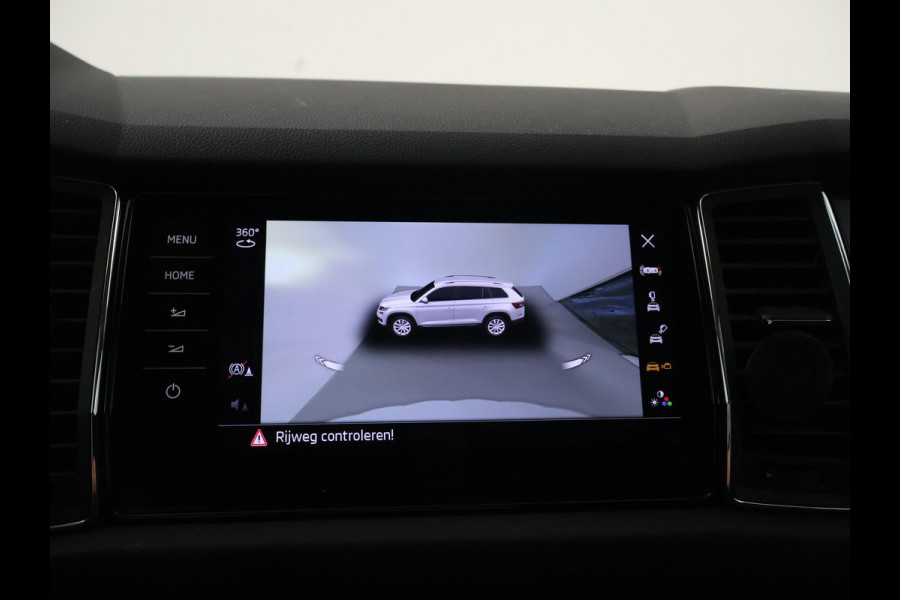 Škoda Kodiaq 1.5 TSI DSG 7-PERS. + TREKHAAK | 360 CAMERA | ALL BLACK | PANORAMA | STOELVERW. V+A