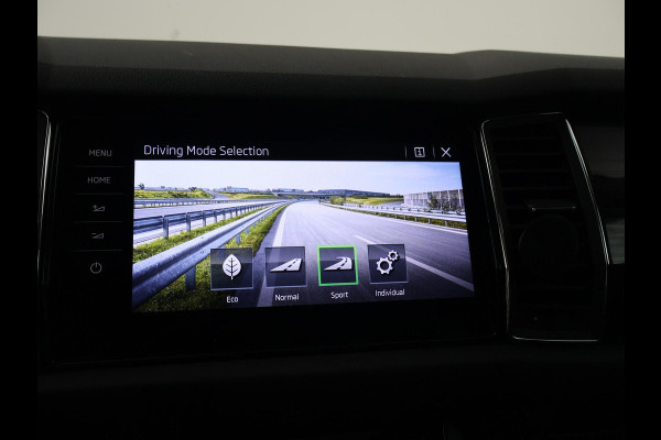 Škoda Kodiaq 1.5 TSI DSG 7-PERS. + TREKHAAK | 360 CAMERA | ALL BLACK | PANORAMA | STOELVERW. V+A