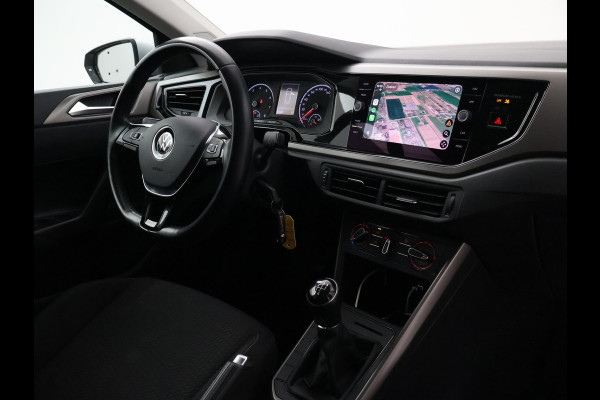 Volkswagen Polo 1.0 TSI R-LINE EDITION + APPLE CARPLAY | ANDROID | ADAPTIVE CRUISE CONTROL | DAB | PRIVACY GLASS