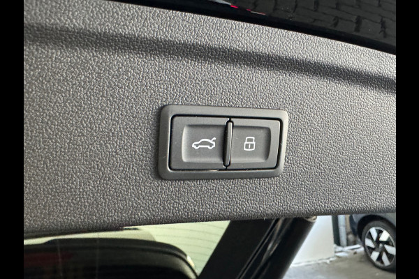 Audi RS3 Sportback 2.5 TFSI quattro Pano|HuD|Memory|Massage