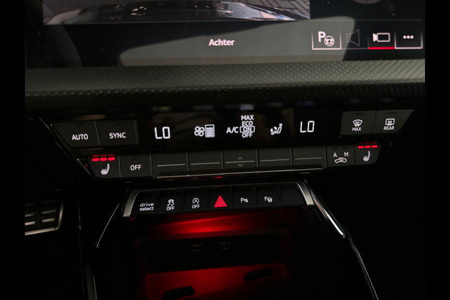 Audi RS3 Sportback 2.5 TFSI quattro Pano|HuD|Memory|Massage