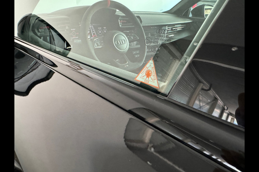 Audi RS3 Sportback 2.5 TFSI quattro Pano|HuD|Memory|Massage