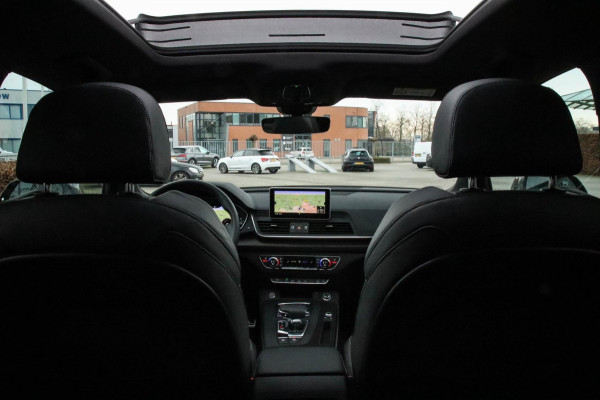 Audi Q5 50 TFSI e Quattro Competition Pro Line S S-Line 299pk Automaat! 1e|DLR|Panoramadak|Virtual Cockpit|LED Matrix|Black|22inch