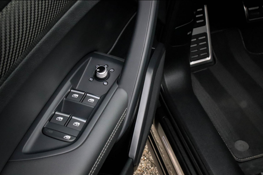 Audi Q5 50 TFSI e Quattro Competition Pro Line S S-Line 299pk Automaat! 1e|DLR|Panoramadak|Virtual Cockpit|LED Matrix|Black|22inch