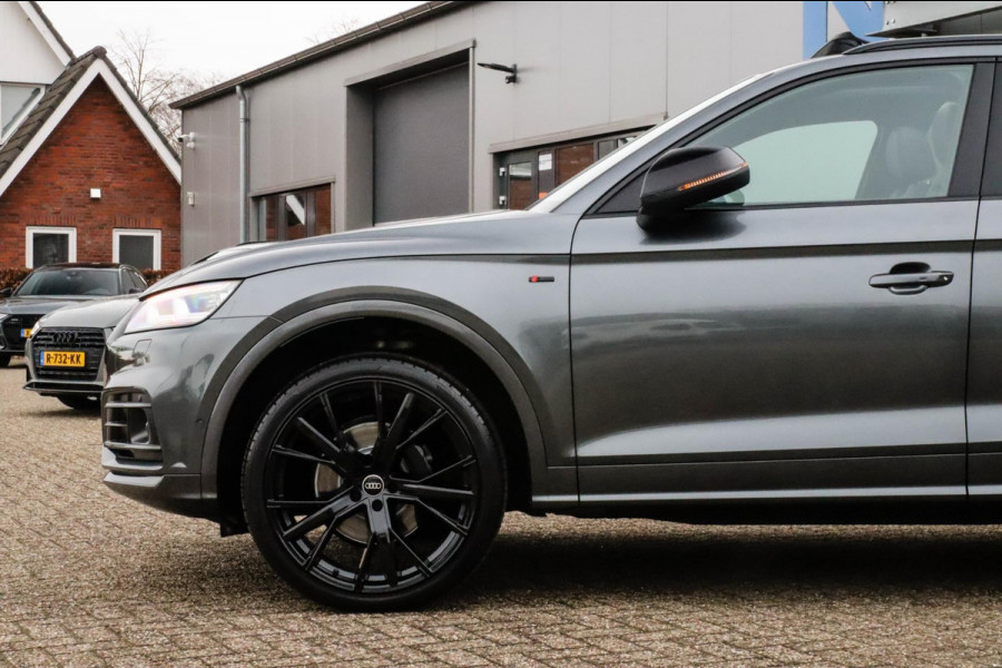 Audi Q5 50 TFSI e Quattro Competition Pro Line S S-Line 299pk Automaat! 1e|DLR|Panoramadak|Virtual Cockpit|LED Matrix|Black|22inch