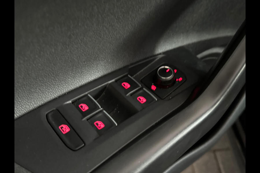 Volkswagen Polo 2.0 TSI GTI Pano|CarPlay|Beats|Stoelverwarming