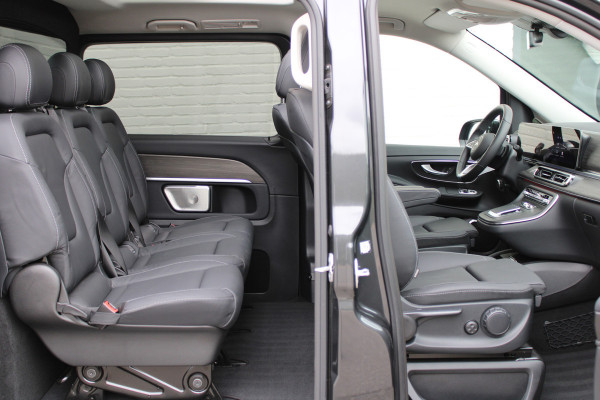 Mercedes-Benz V-Klasse 250d / DC / Panorama / 2x Elec Schuifd / 360 Cam / Burmester / Vol Opties / NIEUWSTAAT
