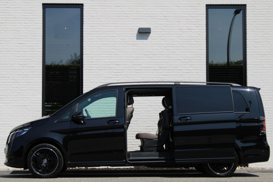 Mercedes-Benz V-Klasse 300d / XXL / AMG / Exclusive / 4-Matic / 6 Pers / Luchtv / Elec Stoel / 360 Cam / Burmester / Vol Opties / NIEUWSTAAT