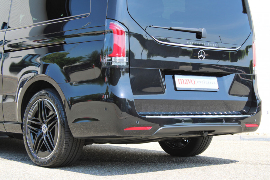 Mercedes-Benz V-Klasse 300d / XXL / AMG / Exclusive / 4-Matic / 6 Pers / Luchtv / Elec Stoel / 360 Cam / Burmester / Vol Opties / NIEUWSTAAT